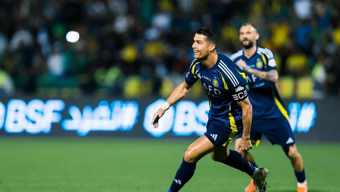 Al Khaleej Vs Al Nassr: Ronaldo 2 Gol, The Global One Menang 3-1