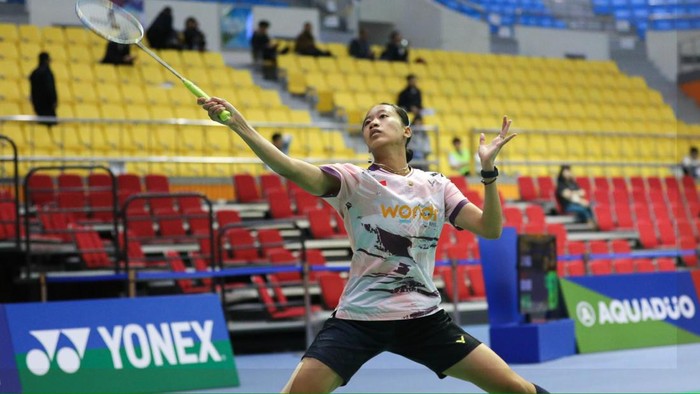 Malaysia Open 2025: Putri KW Tumbang dari Intanon di 8 Besar