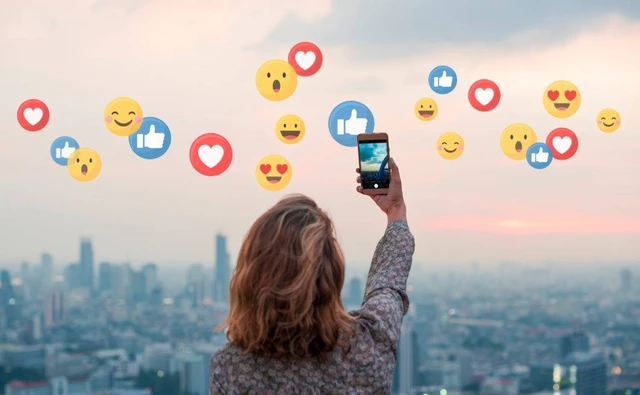 Media Sosial sebagai Sarana Personal Branding atau Pencitraan?